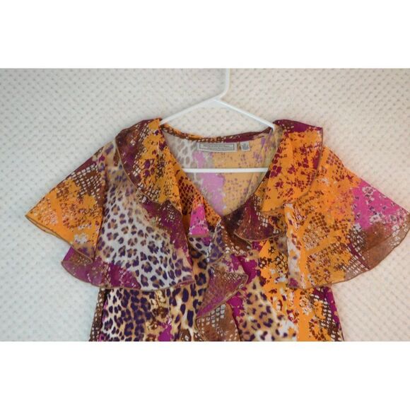 Simonton Says Women's Medium Pink Animal Print Ruffled Short Sleeve Blouse - Picture 2 of 12